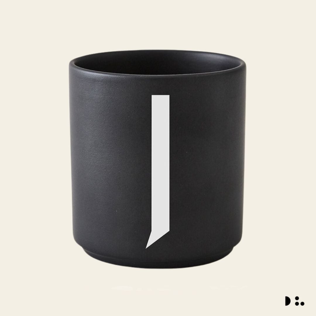 Design Letters: Κύπελλο πορσελάνης Bone China Personal Cup "J"